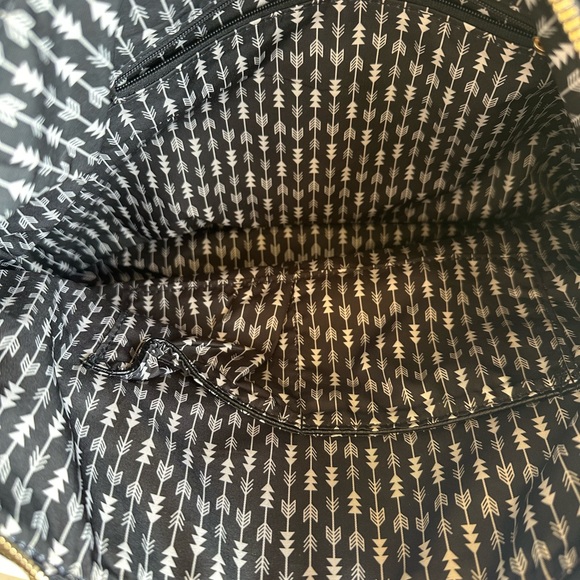 Black fringe purse - Picture 5 of 7